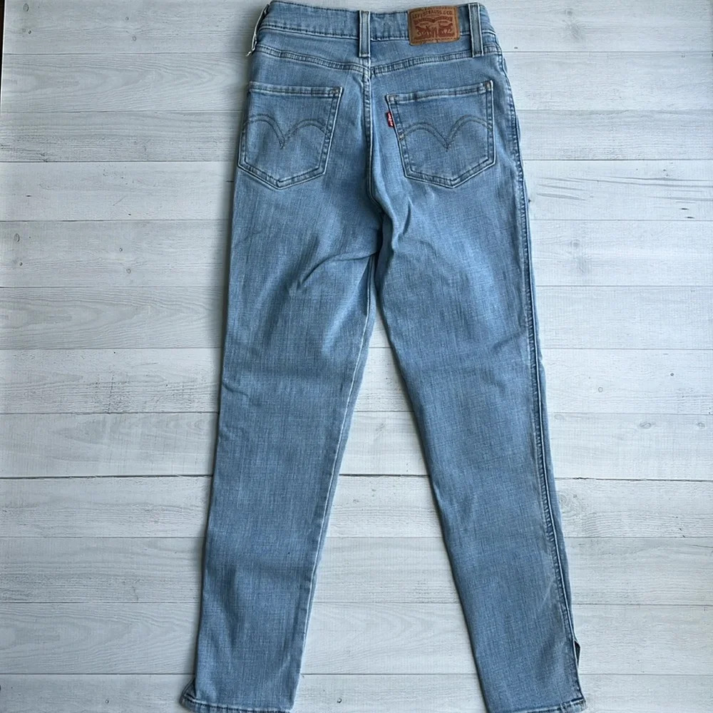 Levi Strauss & Co 721 High Rise Skinny Ankle Light Denim Jeans Size 25 - Picture 5 of 5